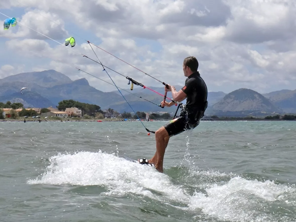 Kite surfing 6