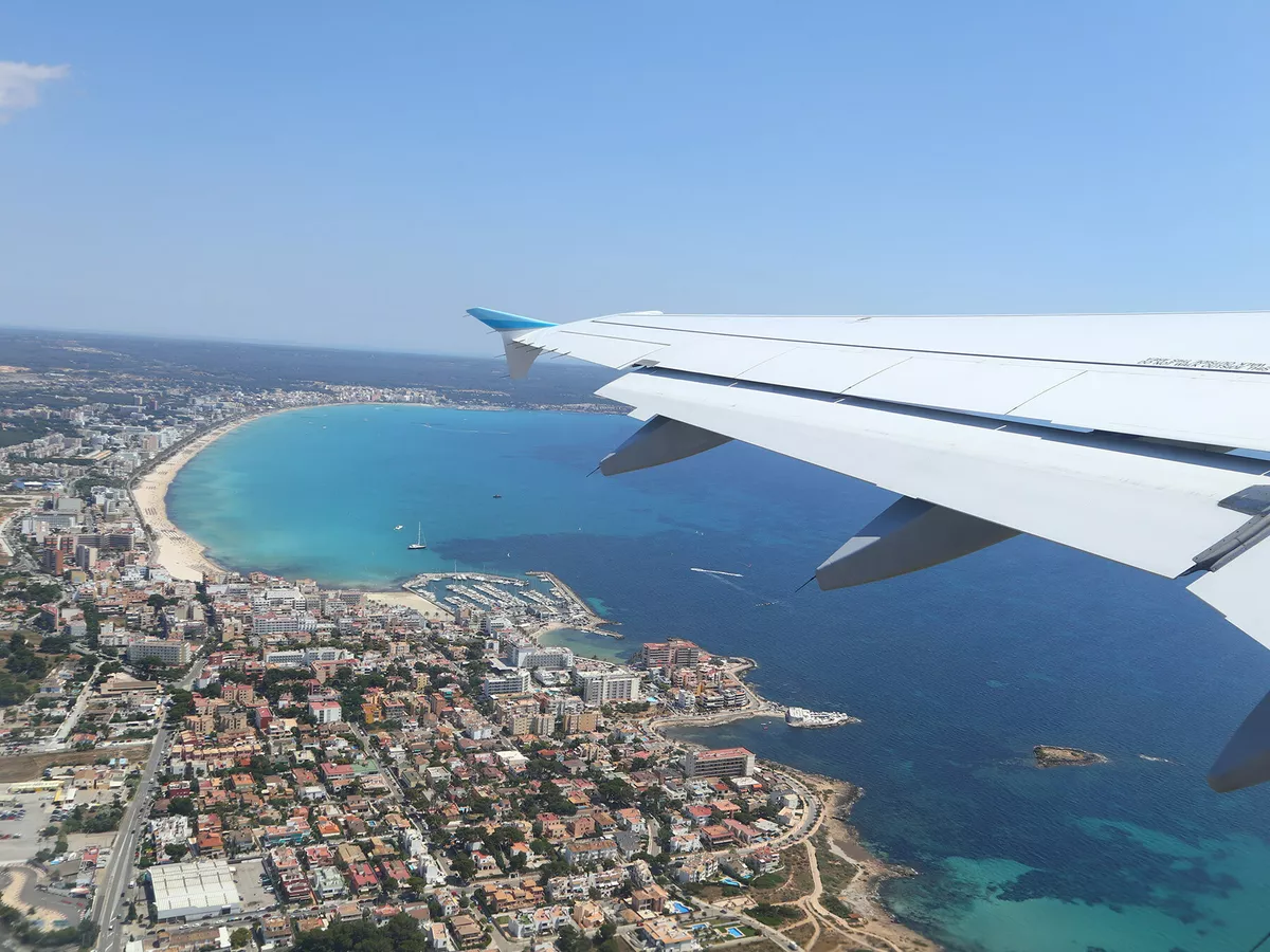 Best time to book flights mallorca
